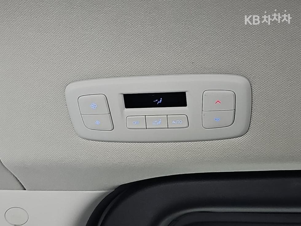 Хюндай Staria3.5 LPG Турер 9 Modern - 13