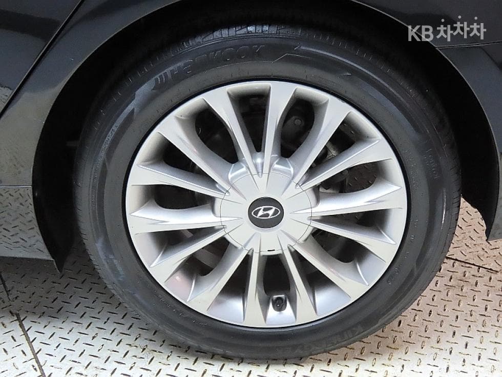 Hyundai Sonata LF2.0 Smart Standard - 20