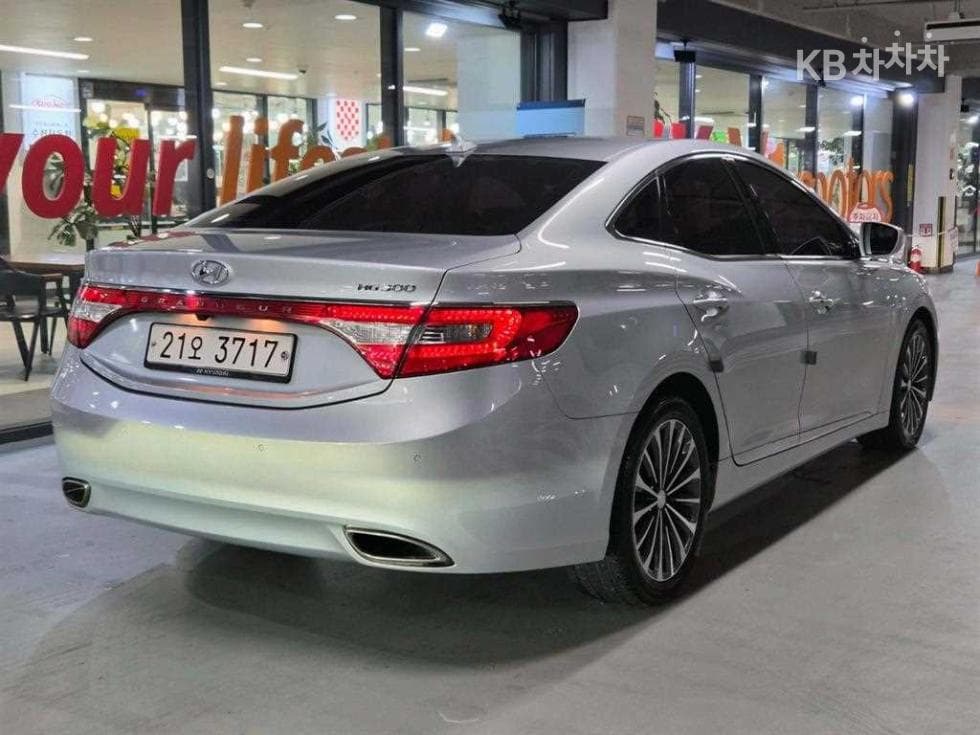 Hyundai Grandeur (Azera)HGHG300 Exclusive Special (special feature/edition) - 4
