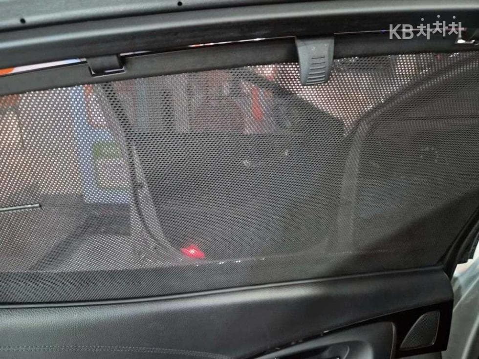 Hyundai Grandeur (Azera)HGHG300 Exclusive Special (special feature/edition) - 17