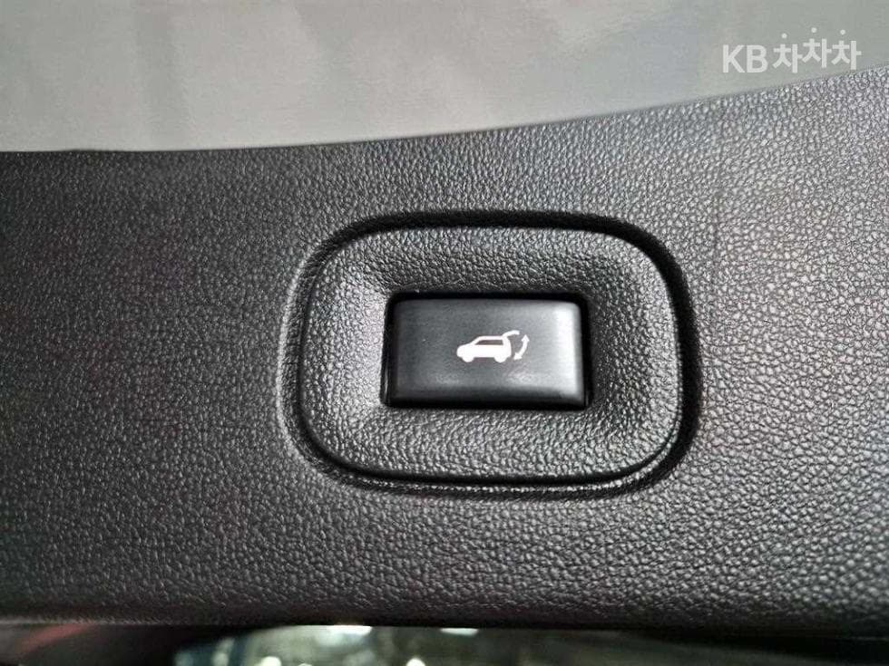 Рено Корея The New (фейслифт) QM62.0 GDe 2WD RE Signature - 16