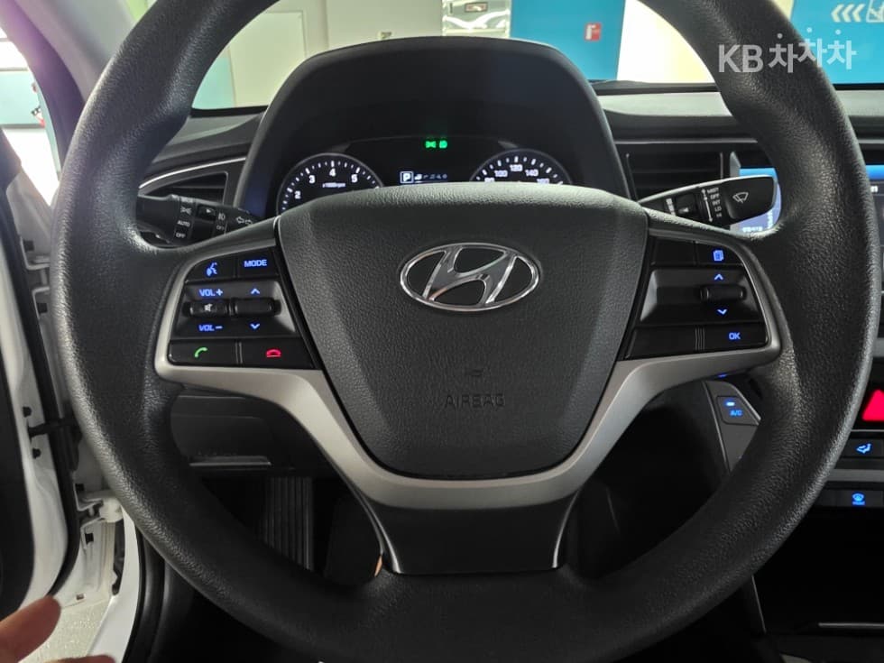 Хюндай Avante (Elantra)AD1.6 GDi Value Plus - 6