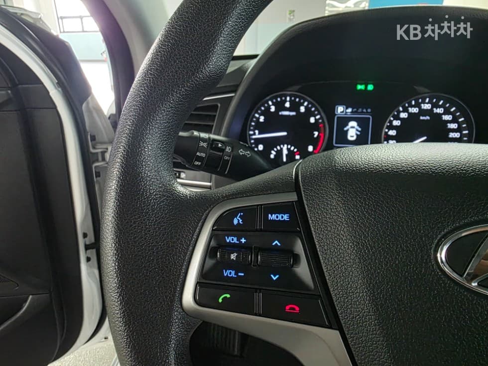 Хюндай Avante (Elantra)AD1.6 GDi Value Plus - 7