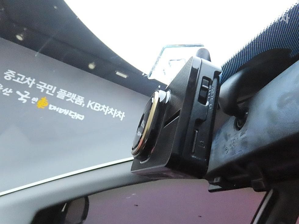 KG Mobility New코란도 C2.0 어드벤처 60th 에디션 4WD - 16