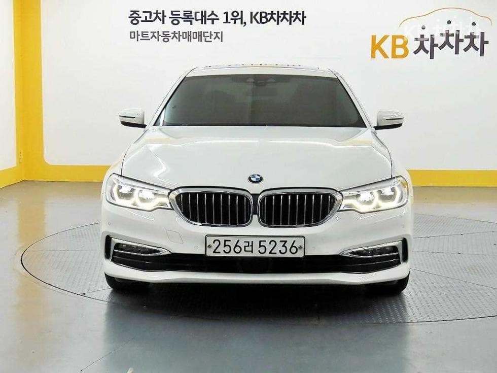 BMW 올Нов5 Серия (G30) 530i M Sport Plus - Image 1