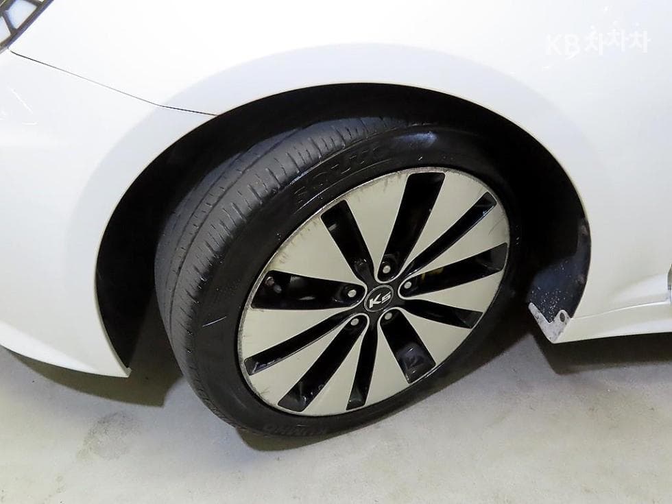 Kia K5Gasoline 2.0 Prestige 브라운 - 20
