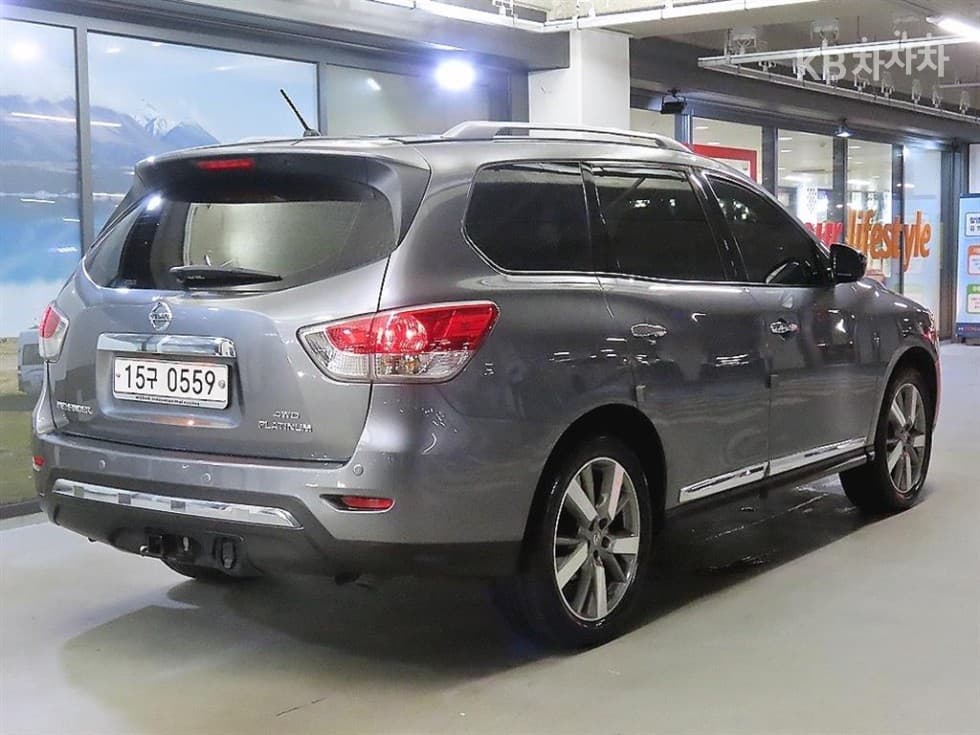 Нисан 패스파Местен더3.5 플래티넘 CVT (Безстепенна) - 4