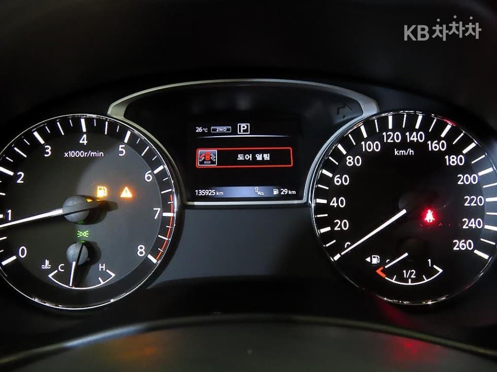 Нисан 패스파Местен더3.5 플래티넘 CVT (Безстепенна) - 9