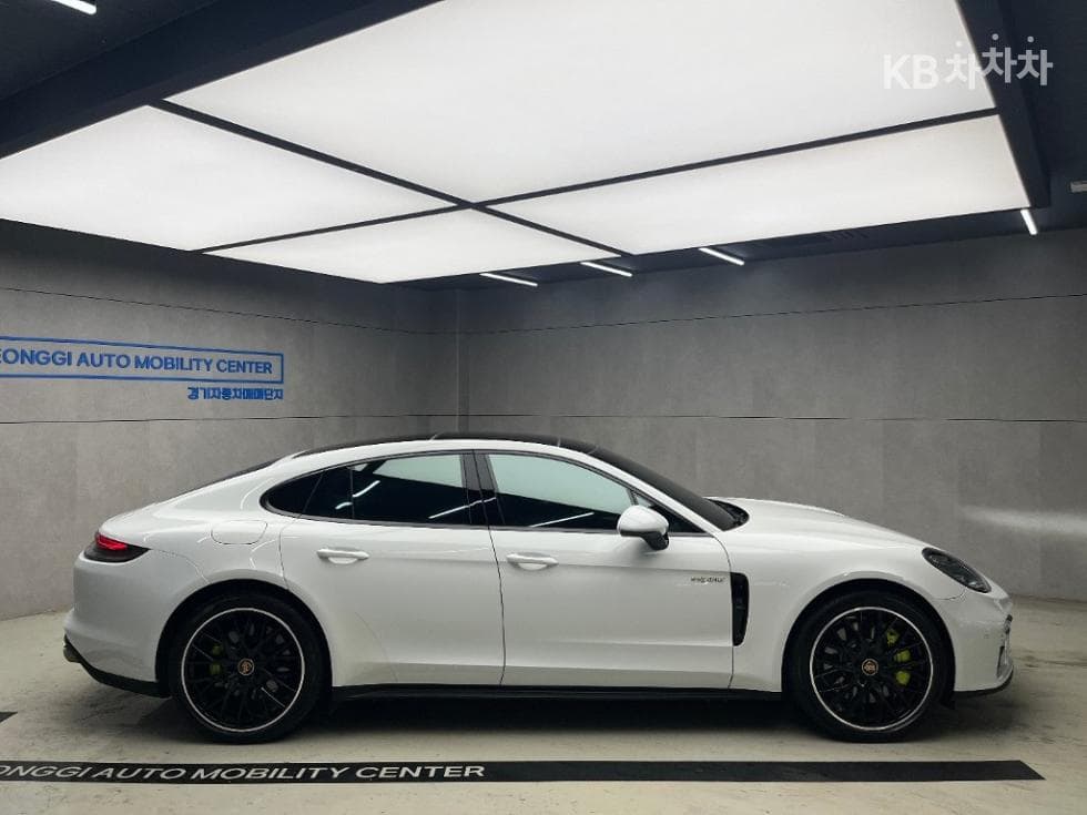 Porsche 파나메라 (971)2.9 4 E-Hybrid Standard - 2