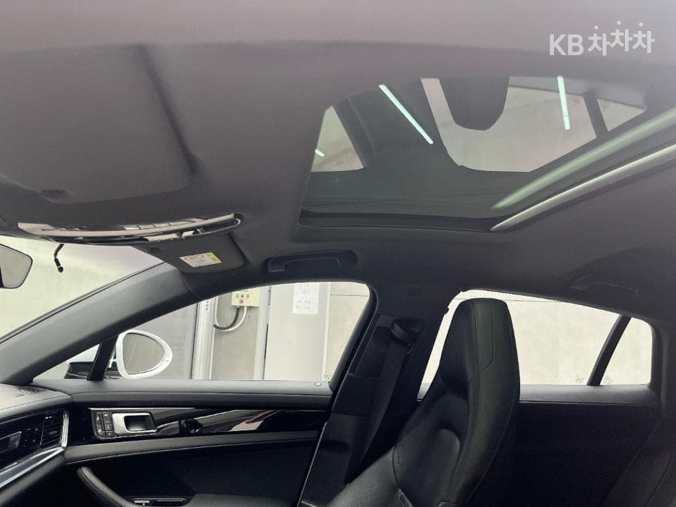 Porsche 파나메라 (971)2.9 4 E-Hybrid Standard - 15