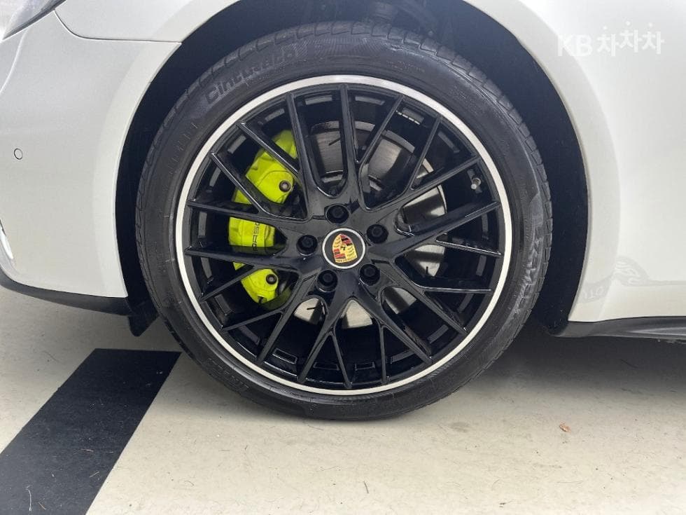 Porsche 파나메라 (971)2.9 4 E-Hybrid Standard - 17