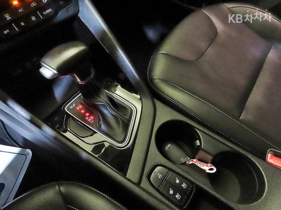 Киа Ниро1.6 Престиж - 12