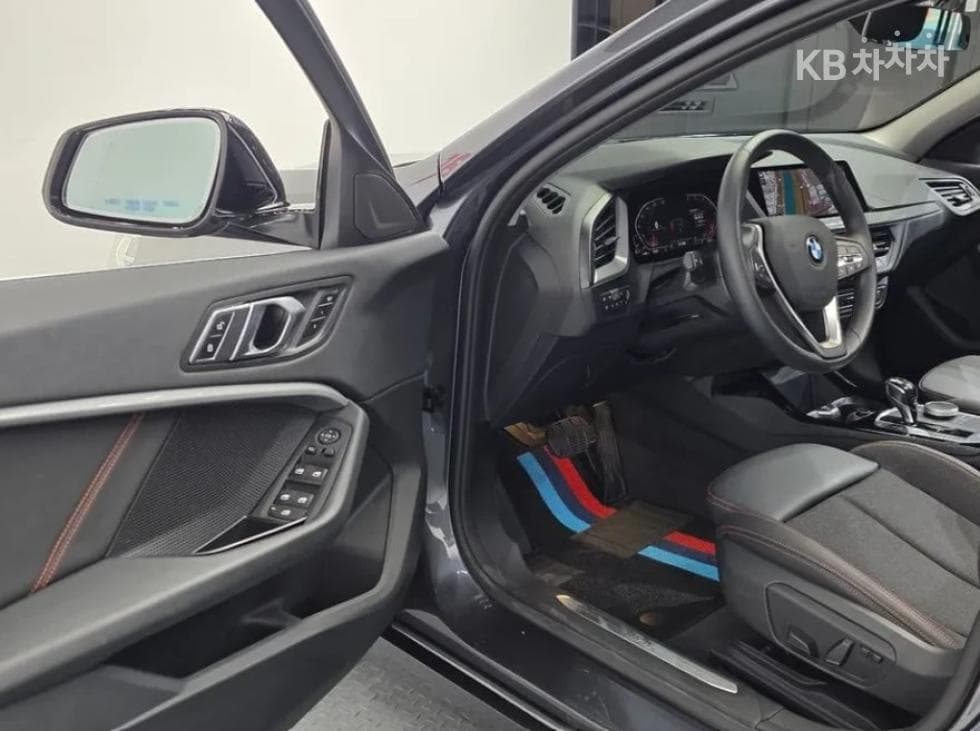 BMW 1시리즈 (F40)118d Sport Line - 10