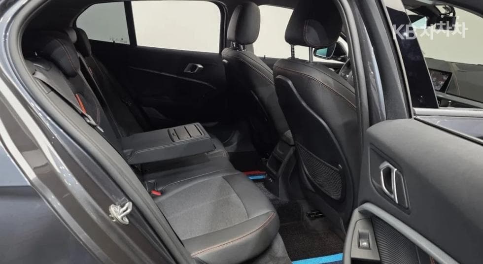 BMW 1시리즈 (F40)118d Sport Line - 11