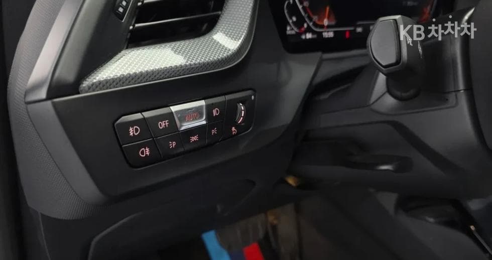 BMW 1시리즈 (F40)118d Sport Line - 12