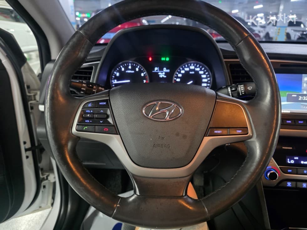 Хюндай Avante (Elantra)AD1.6 GDi Смарт - 6