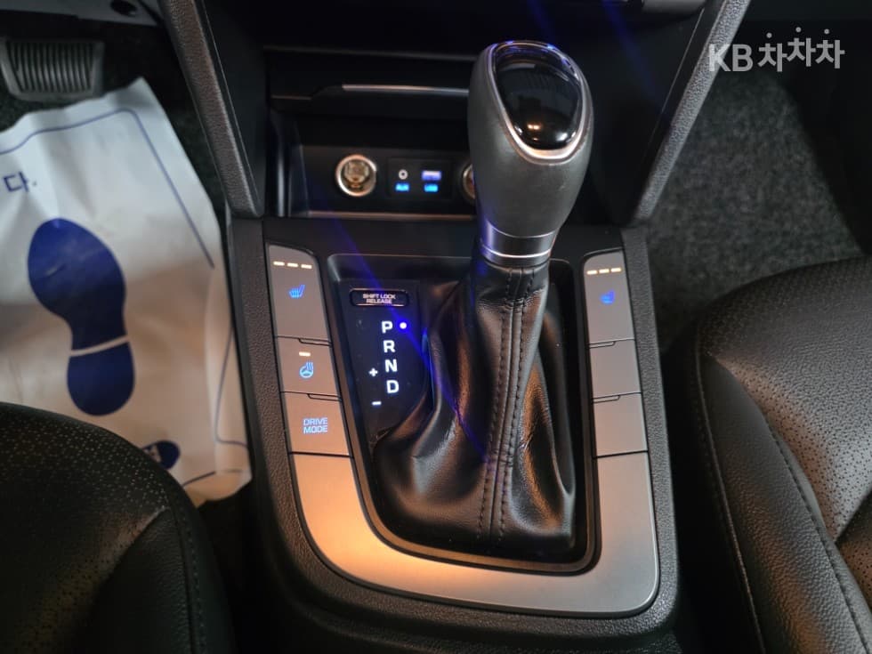 Хюндай Avante (Elantra)AD1.6 GDi Смарт - 12