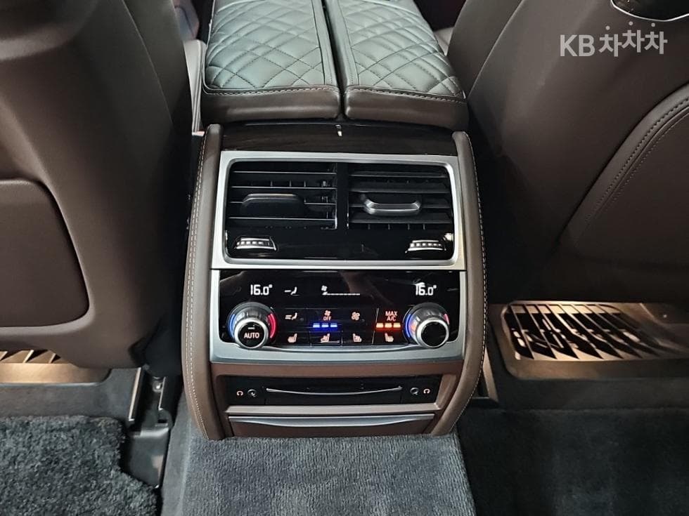 BMW 7시리즈 (G11)730Ld xDrive Design Pure Excellence - 15