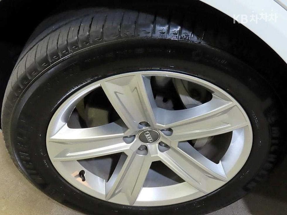 Ауди Q83.0 45 Турбо Дизел Инжекция Quattro Premium - 20