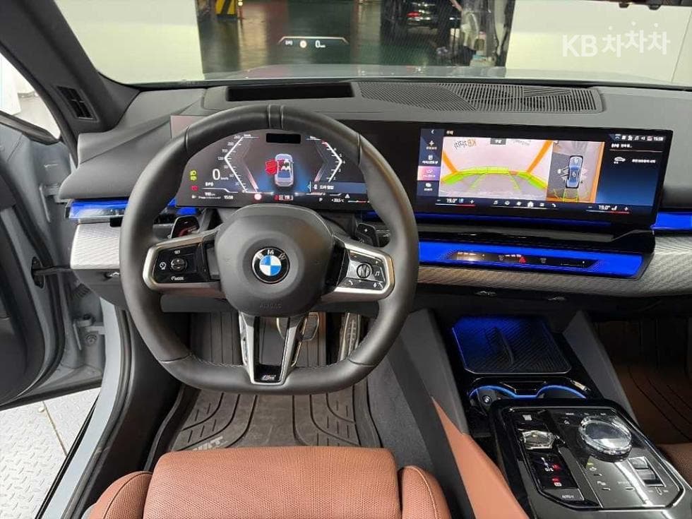 BMW New5 Series(G60)530i xDrive M Sport - 8