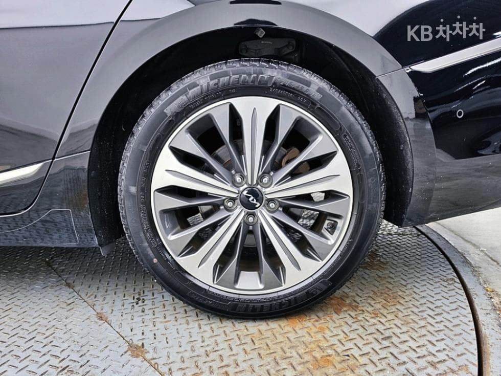 Киа K8 Хибрид1.6 Турбо Signature - 21