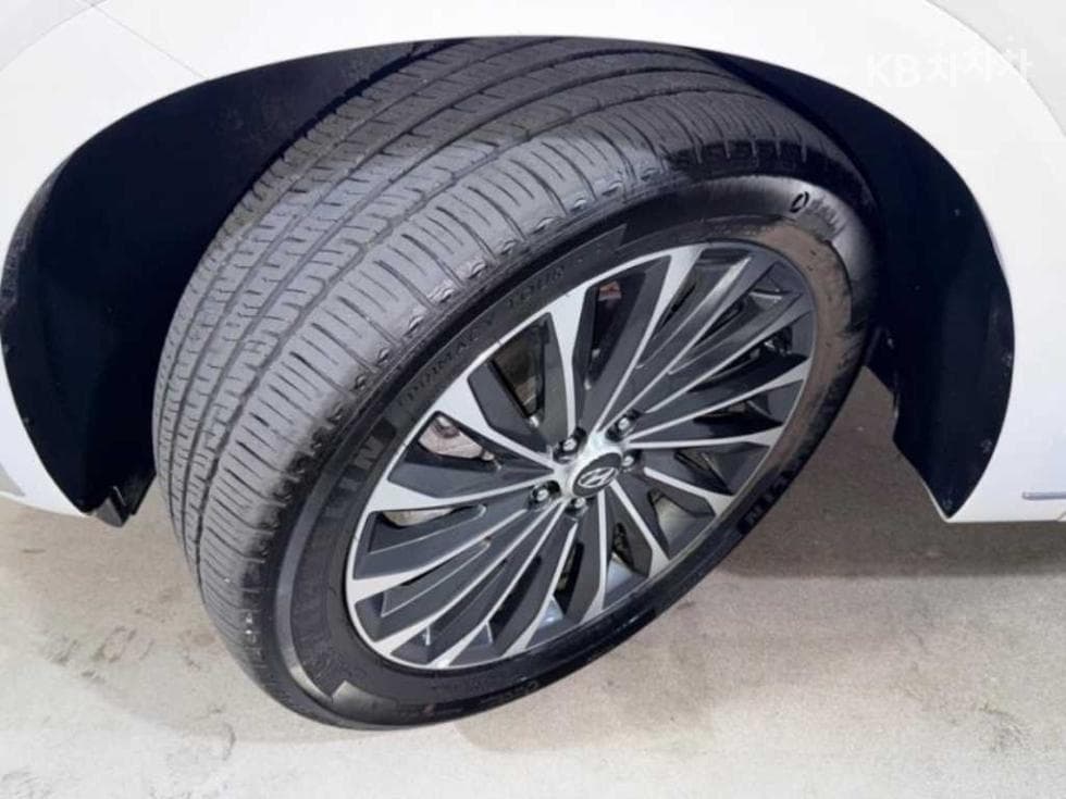 Хюндай The New (фейслифт) Palisade2.2 Дизел 2WD Calligraphy - 20
