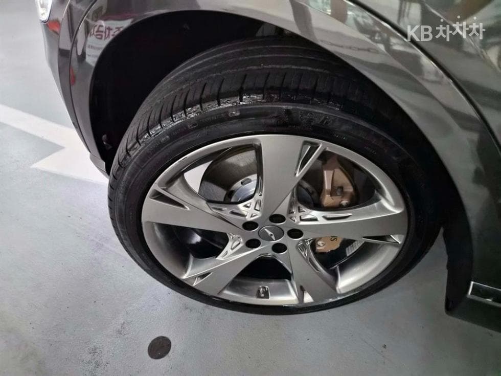 Genesis GV803.5 Turbo Gasoline AWD - 20