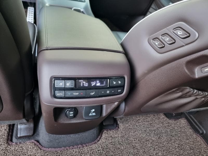 Hyundai The New (facelift) Palisade3.8 Gasoline 4WD Calligraphy 블랙에디션 - 17