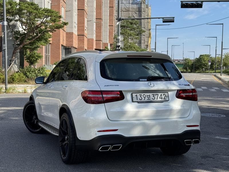 Mercedes-Benz GLC(X253)63 AMG 4Matic+ - 2