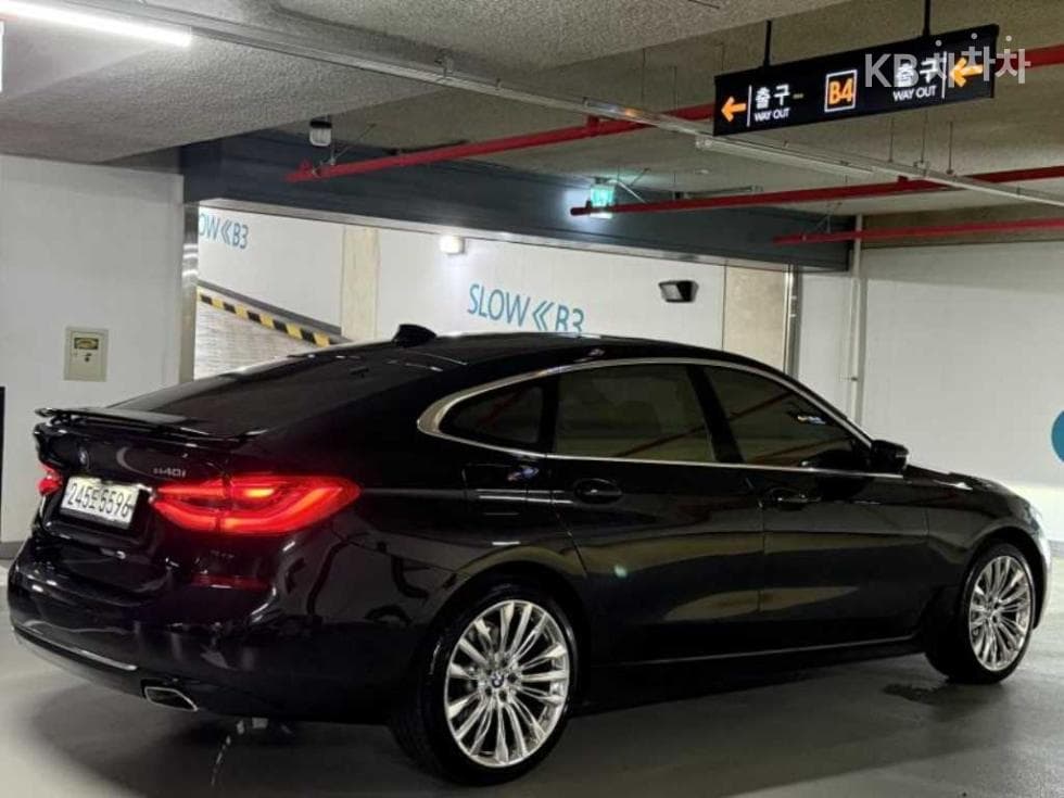 BMW Gran Turismo6 Series 640i xDrive Luxury Line - 2