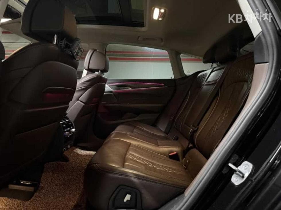 BMW Gran Turismo6 Series 640i xDrive Luxury Line - 10