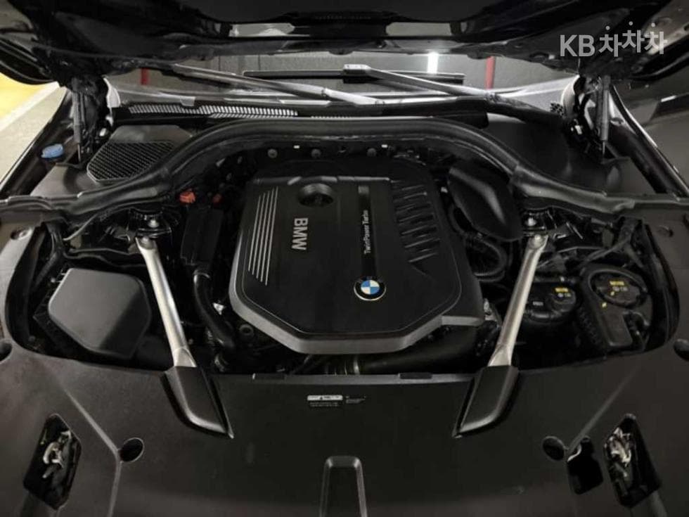 BMW Gran Turismo6 Series 640i xDrive Luxury Line - 20