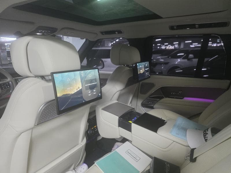 Land Rover The New (фейслифт) Range Rover(L460)P550e Autobiography SWB - 14