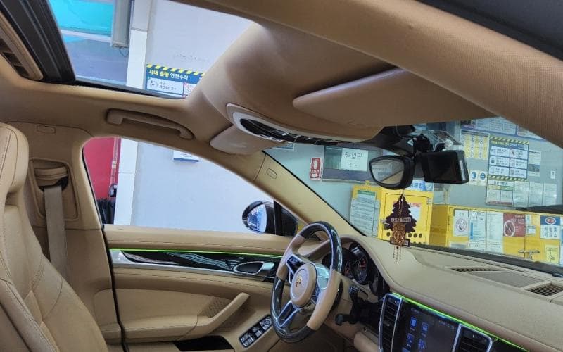 Porsche 파나메라3.6 AWD 970 - 11