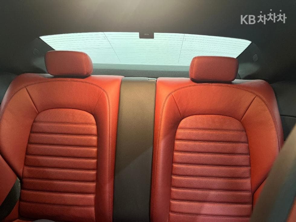 Mercedes-Benz The New (фейслифт) C-КласC200 Coupe - 6