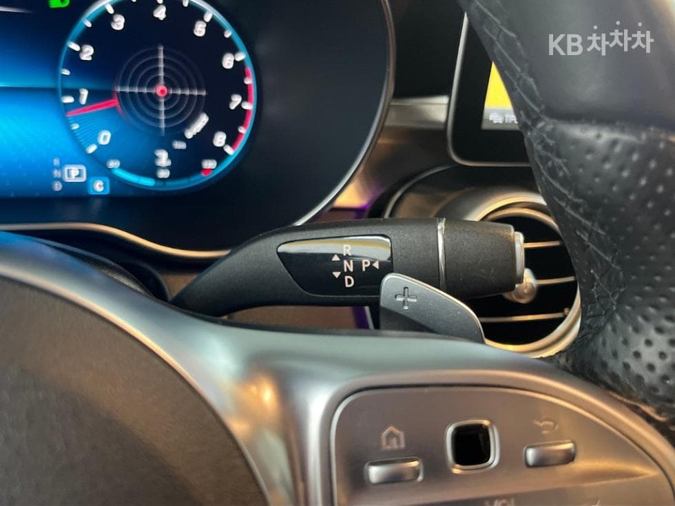 Mercedes-Benz The New (фейслифт) C-КласC200 Coupe - 10