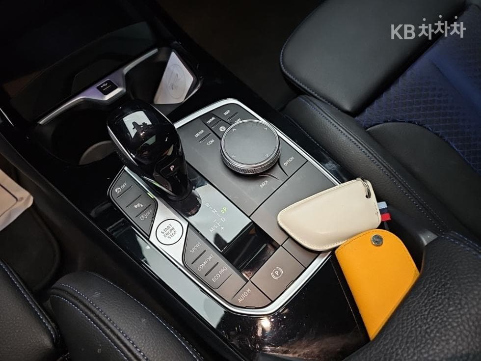 BMW 1시리즈 (F40)120i M Sport - 8