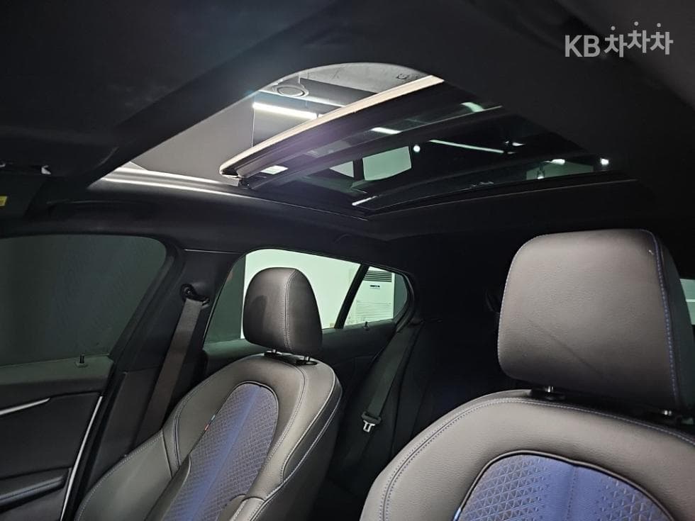 BMW 1시리즈 (F40)120i M Sport - 13