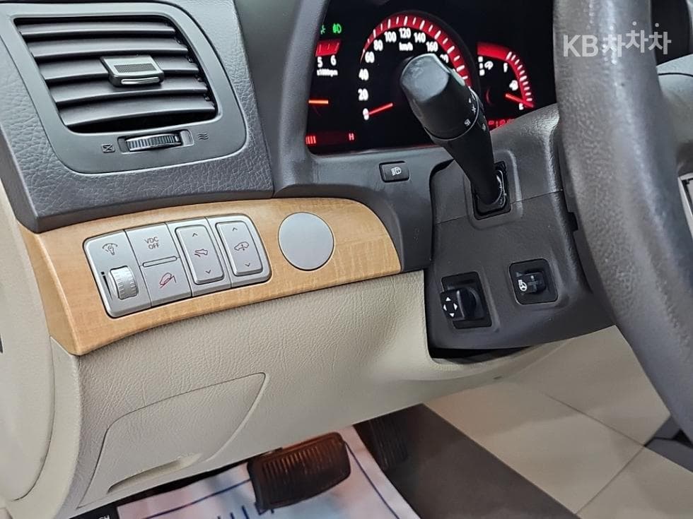 Киа Mohave2WD KV300 Висок клас - 18