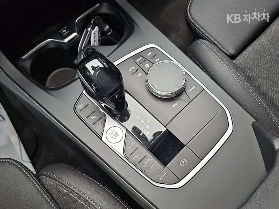 BMW 1시리즈 (F40)118d Joy First Edition - 8
