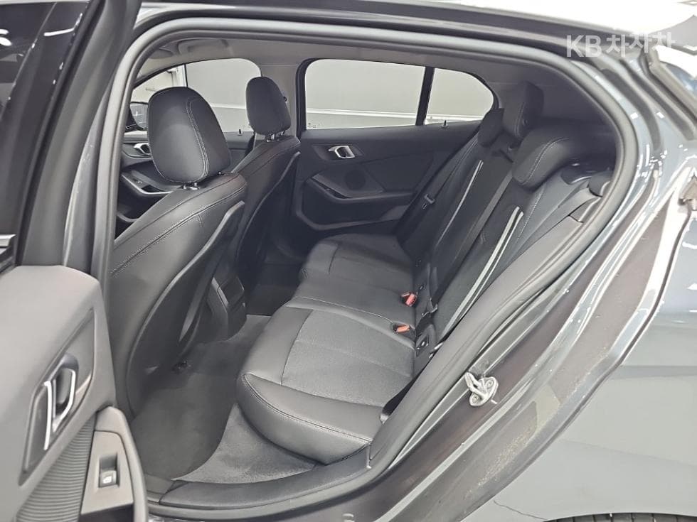 BMW 1시리즈 (F40)118d Joy First Edition - 12