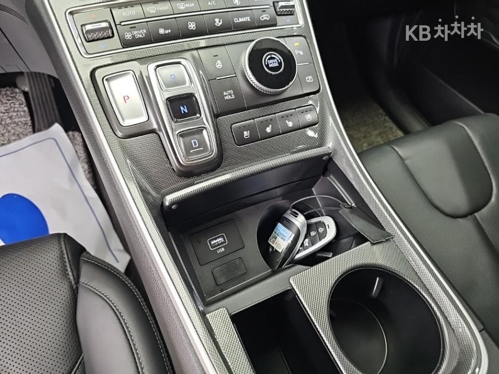 Хюндай The New (фейслифт) Санта Фе TM Хибрид1.6 HEV 2WD Престиж - 8