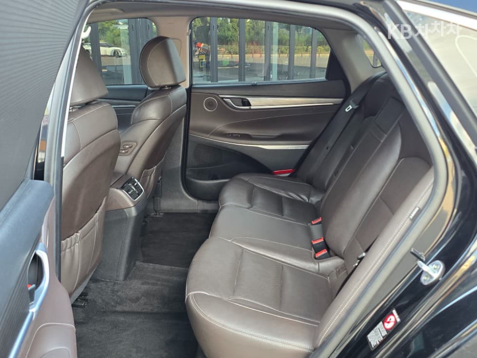 Хюндай Grandeur (Azera)IGДизел 2.2 Premium Специал (специален признак/издание) - 8