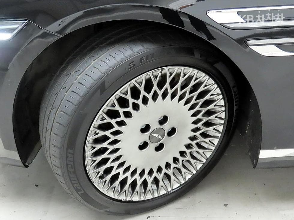 Дженезис G80(RG3)3.5 Турбо Бензин Директ Инжекция AWD - 19