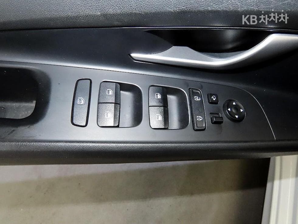 Hyundai All New Avante (Elantra)(CN7)1.6 LPi Smart - 13