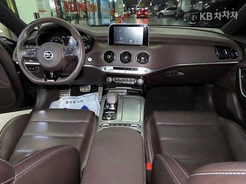Kia Stinger3.3 Turbo 4WD GT - 10