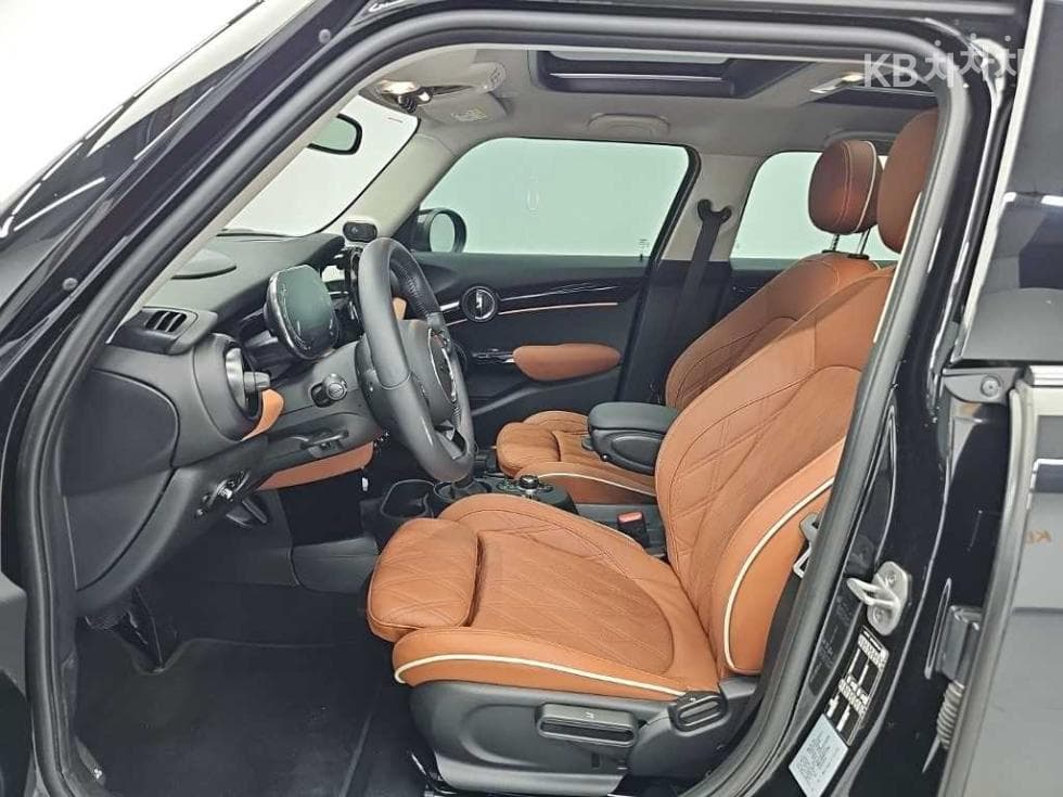 Мини Cooper 5-вратиS 2.0 Classic Стандартен - 11
