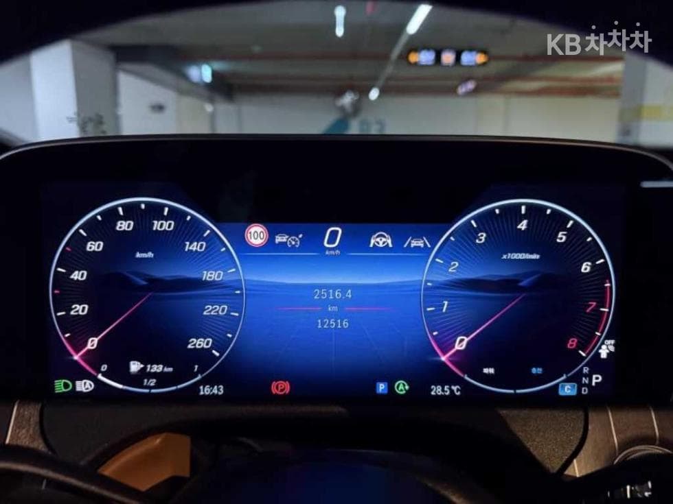 Mercedes-Benz E-클래스 (W214)E450 4MATIC Exclusive - 12