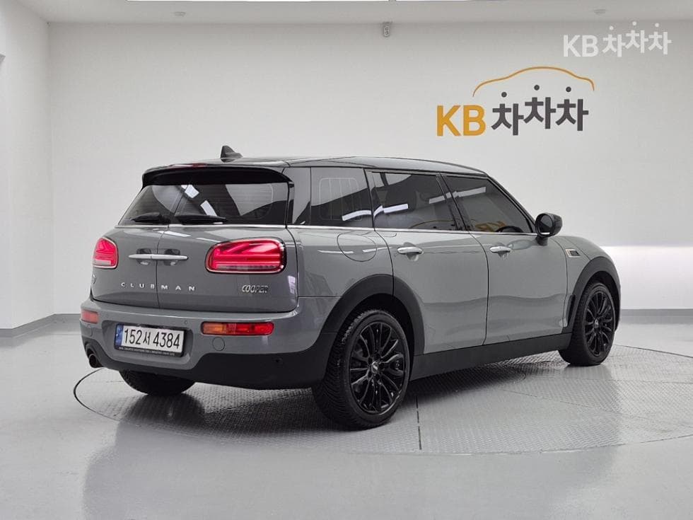 Мини 클럽맨 Второ поколение1.5 Cooper High Trim - 4