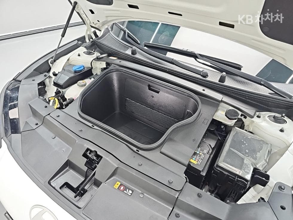 Хюндай IONIQ 6(CE)Long Range Exclusive - 5
